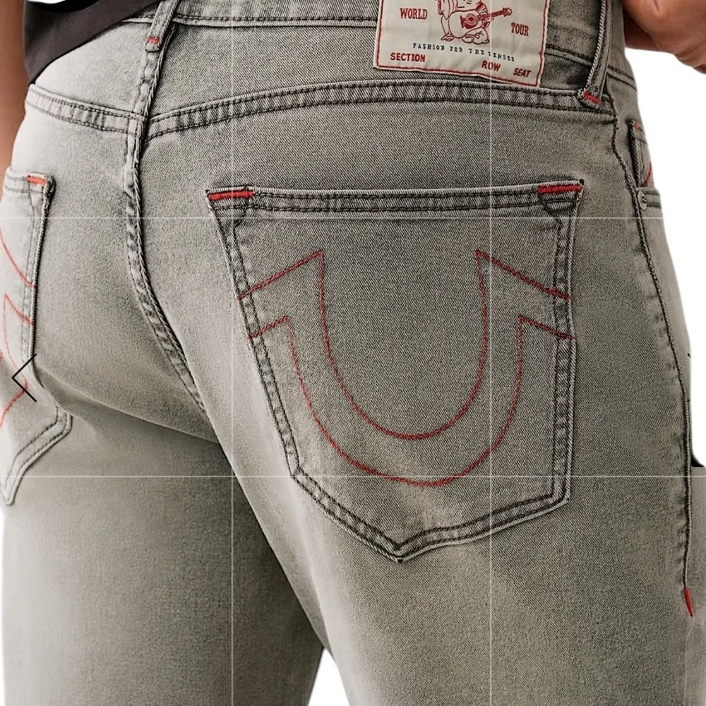 NEW True Religion The Ricky Relaxed Straight Jean Grey Silvery‎ Wash Size 32